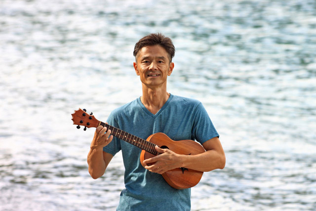 ウクレレとよっしー